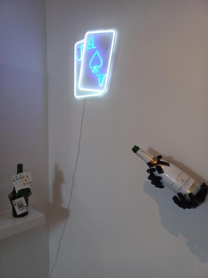Game Room Epernay Ngoại thất bức ảnh