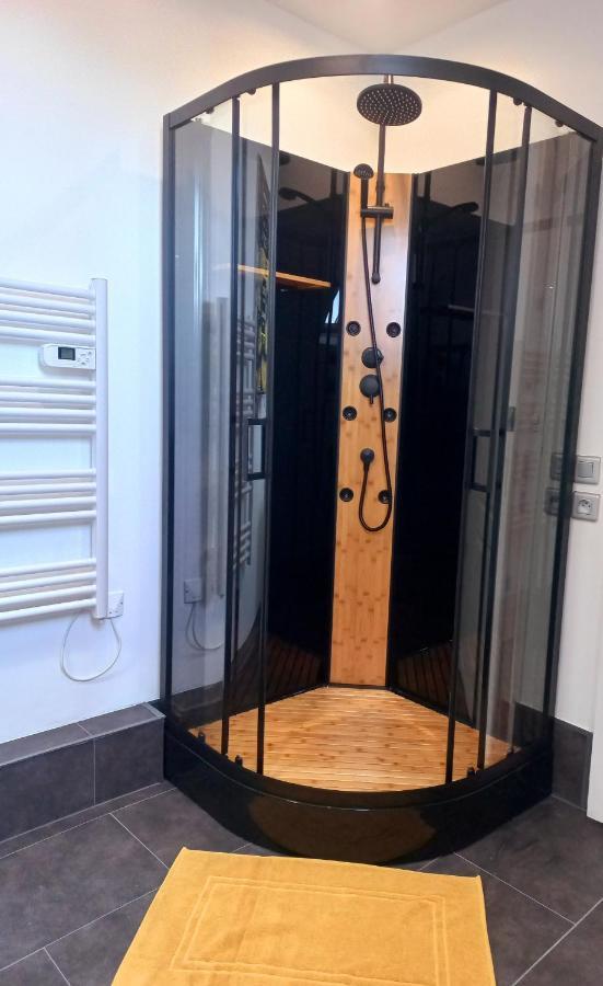 Game Room Epernay Ngoại thất bức ảnh