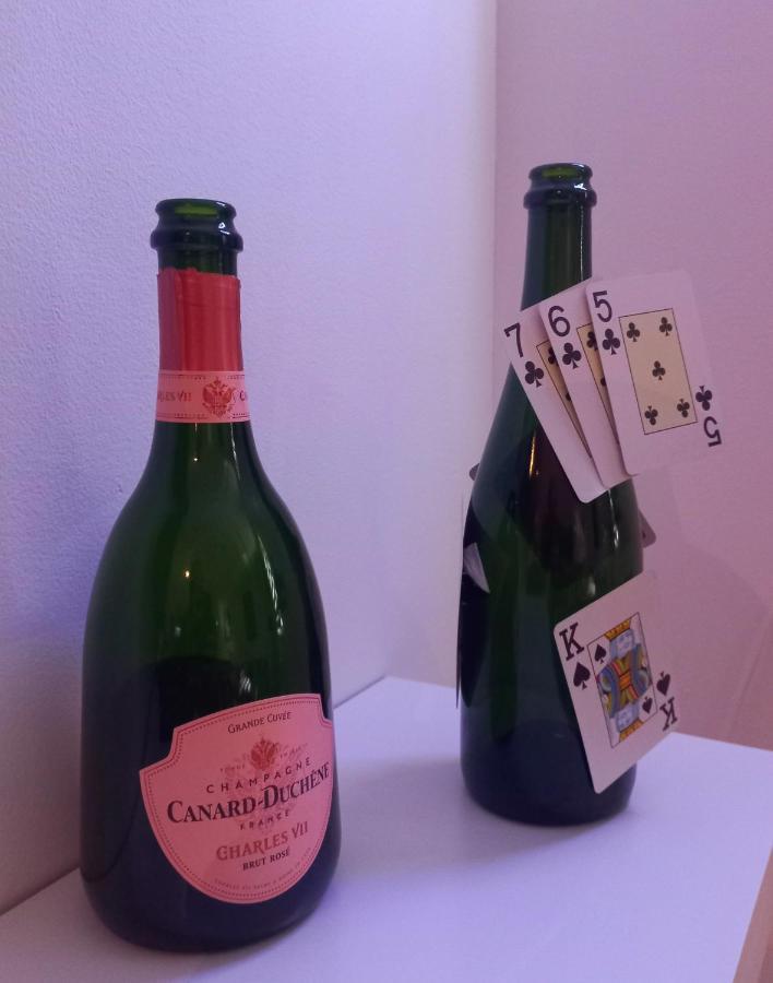Game Room Epernay Ngoại thất bức ảnh