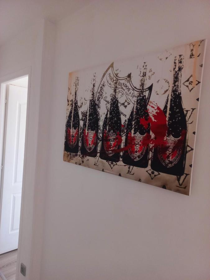 Game Room Epernay Ngoại thất bức ảnh