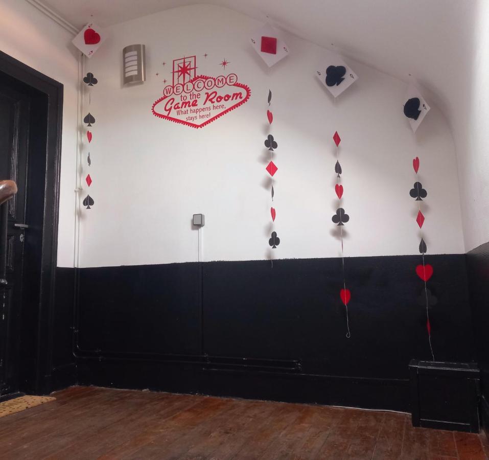Game Room Epernay Ngoại thất bức ảnh