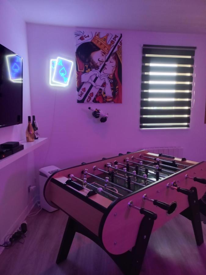 Game Room Epernay Ngoại thất bức ảnh