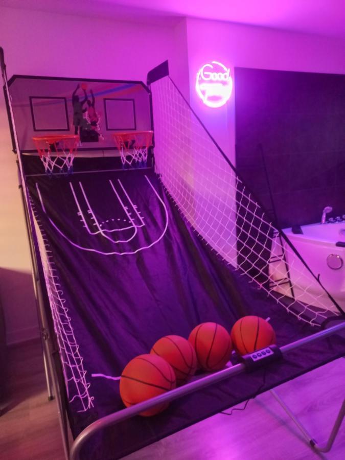 Game Room Epernay Ngoại thất bức ảnh